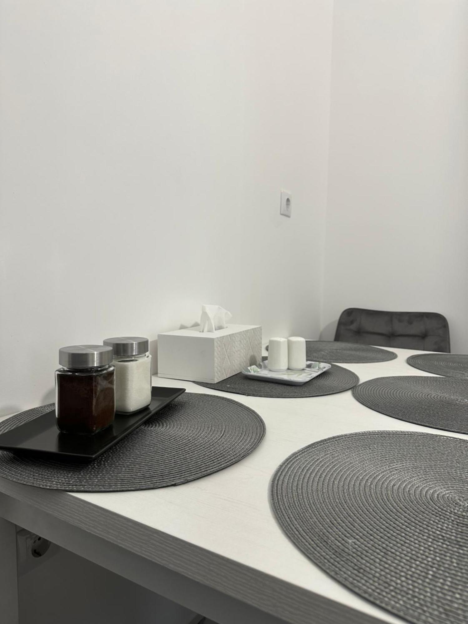 Toscana Apartment Otopeni